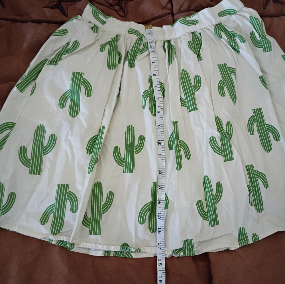Modcloth White and Green Cactus Mini Skirt - Picture 6 of 7